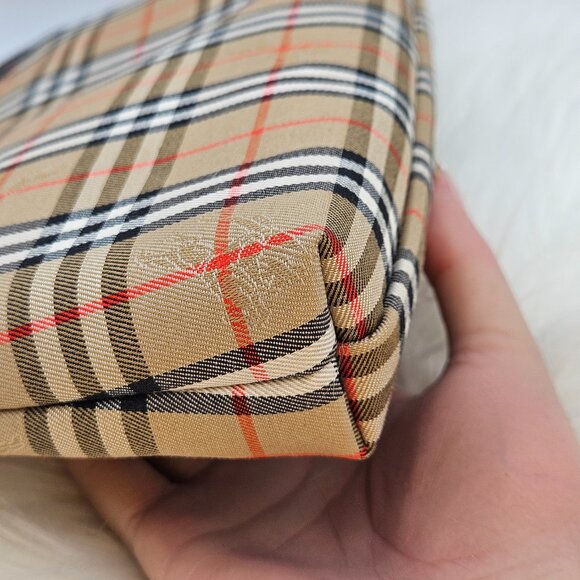Burberry NovaCheck Cosmetic Clutch - Picture 10 of 14